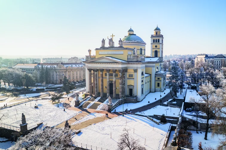 Eger, bazilika